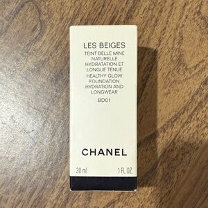 CHANEL Les Beiges Foundation BD01 - Cream